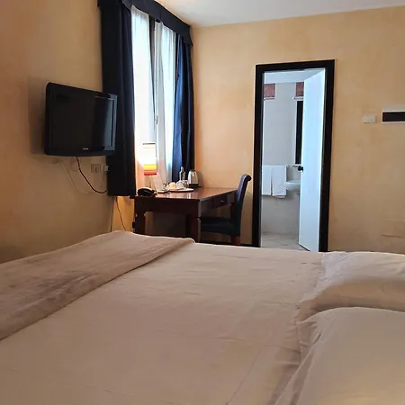 Hotel Villa Maria Desenzano del Garda Esterno foto