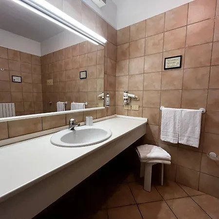 Hotel Villa Maria Desenzano del Garda Esterno foto