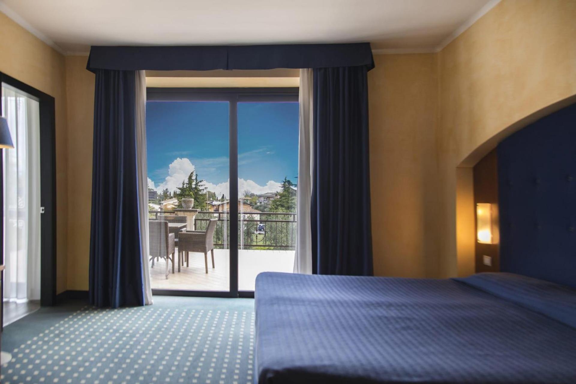 Maria 4* Desenzano del Garda