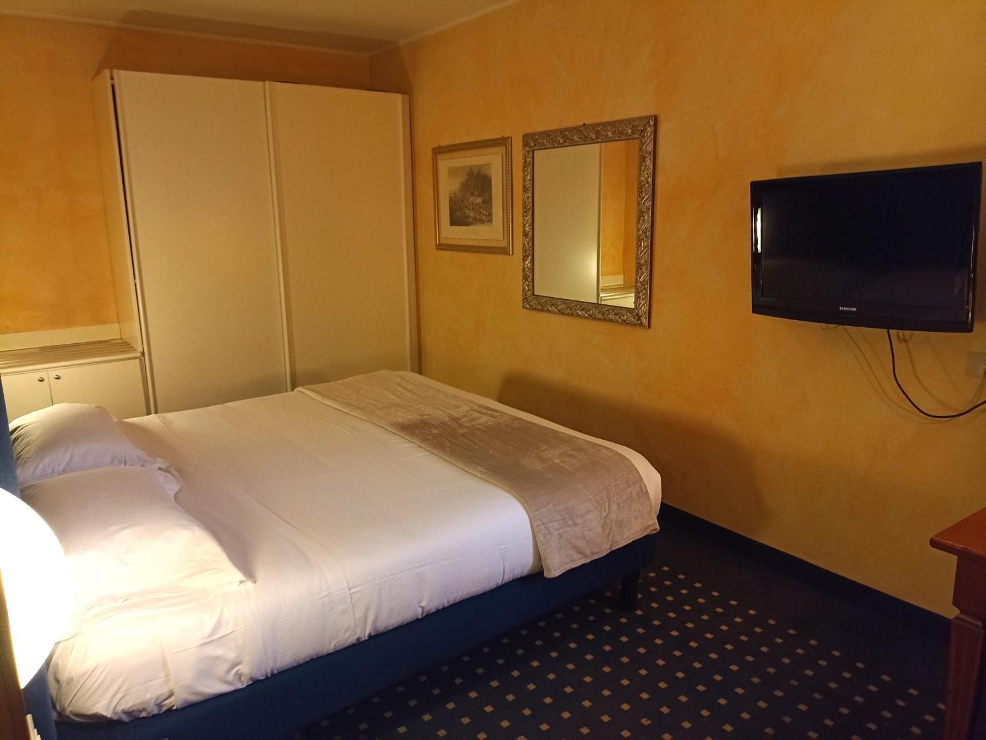 Maria Hotel 4*