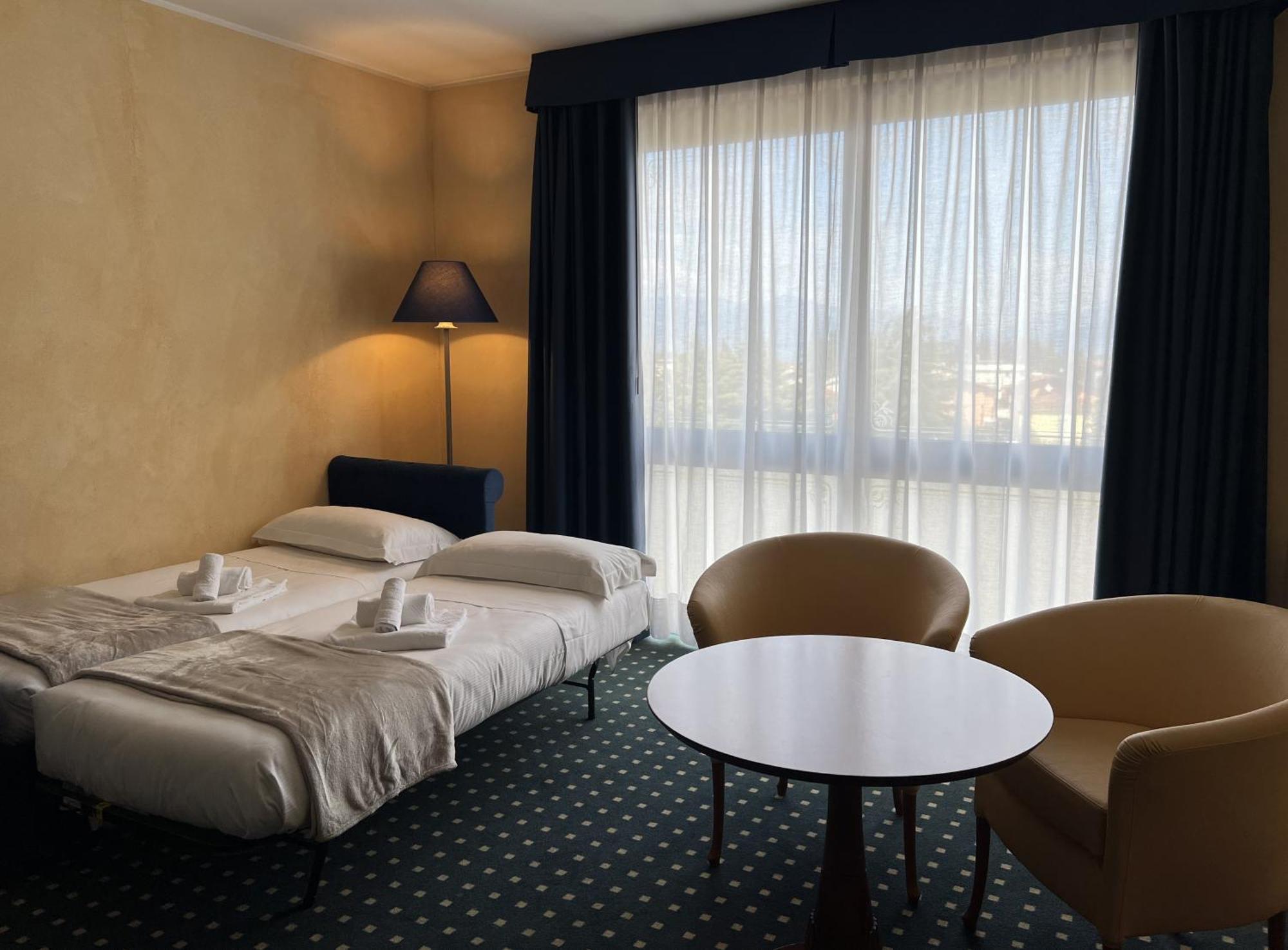 Maria 4* Desenzano del Garda